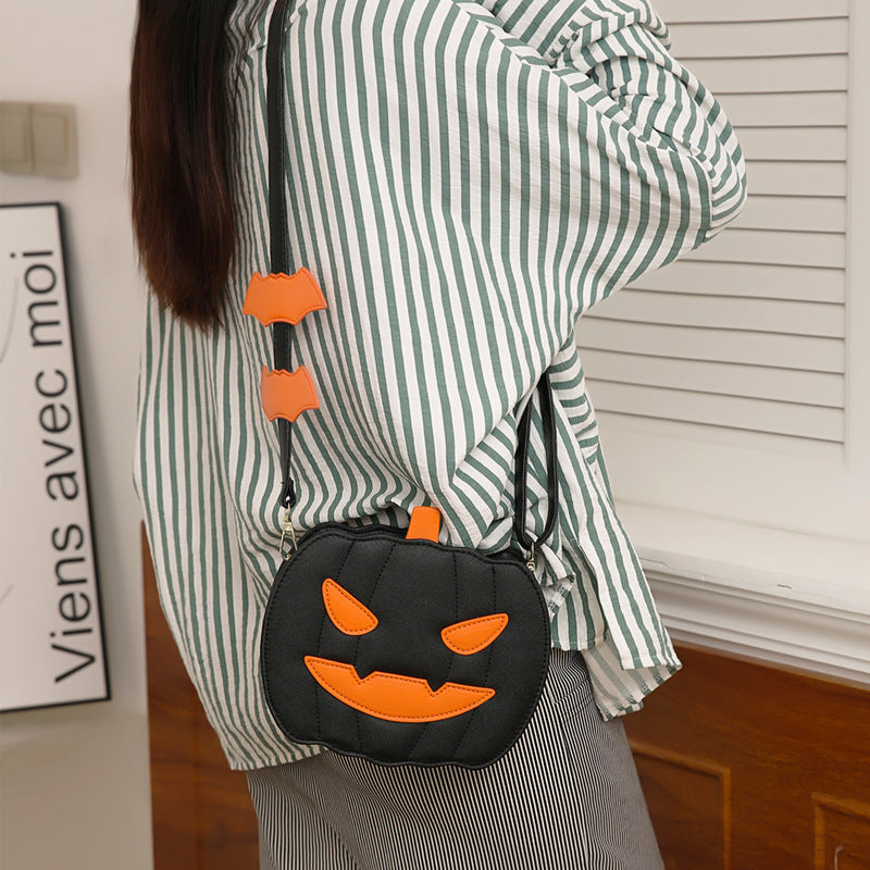 Bolso bandolera con forma de calabaza de Halloween