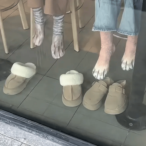3D Animal Socks - Trick Your Friends, Confuse Strangers & Walk on the Wild Side!