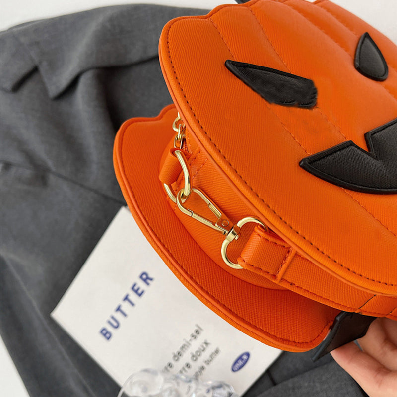Bolso bandolera con forma de calabaza de Halloween