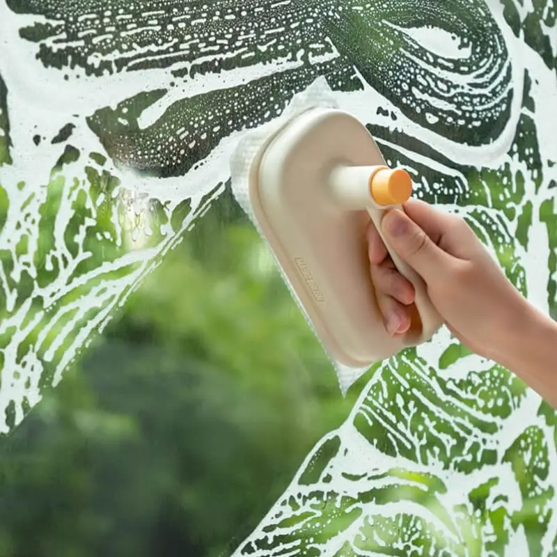 Klicken und reinigen Sie die Magic Brush