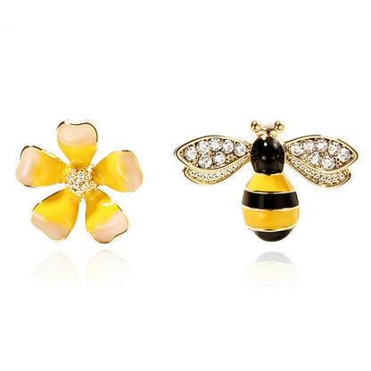 Queen Bee Earrings - Buzzworthy Beauty!